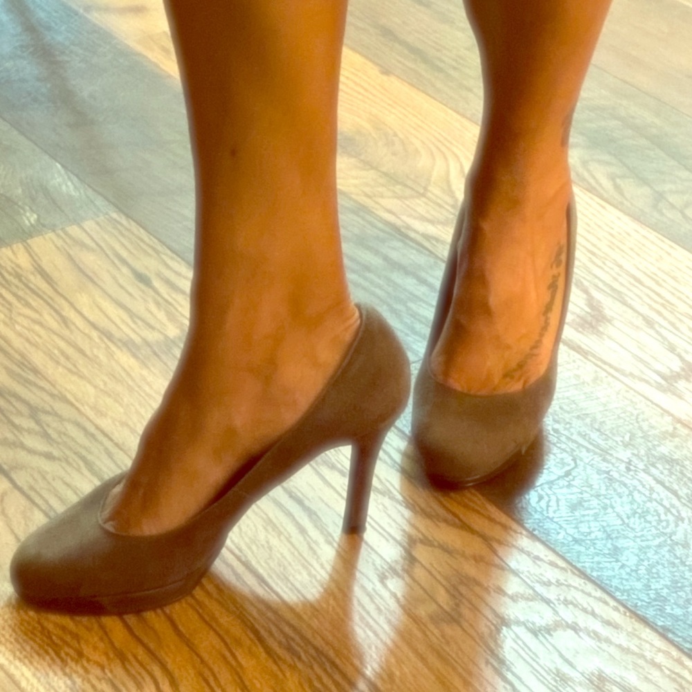 Grey suede pumps